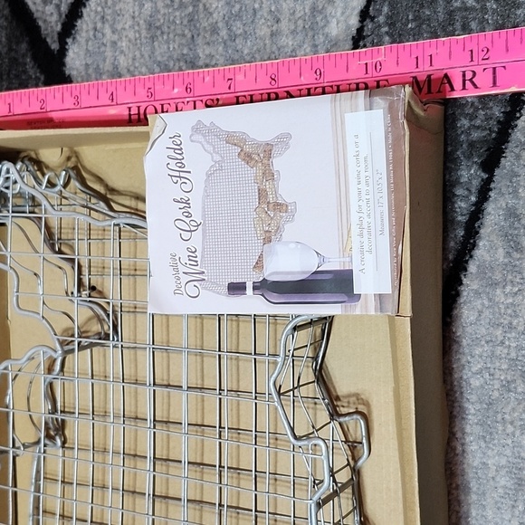 UNITED STATES WINE CORKS CHAMPAGNE CORKS MEMORIES WALL DISPLAY DECORATIVE HOLDER - Picture 10 of 13